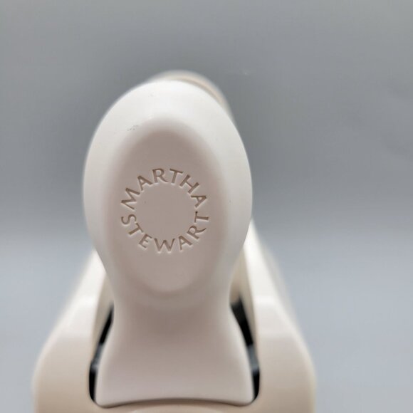 Martha Stewart Large Snowflake Paper Punch Christmas - Picture 2 of 6